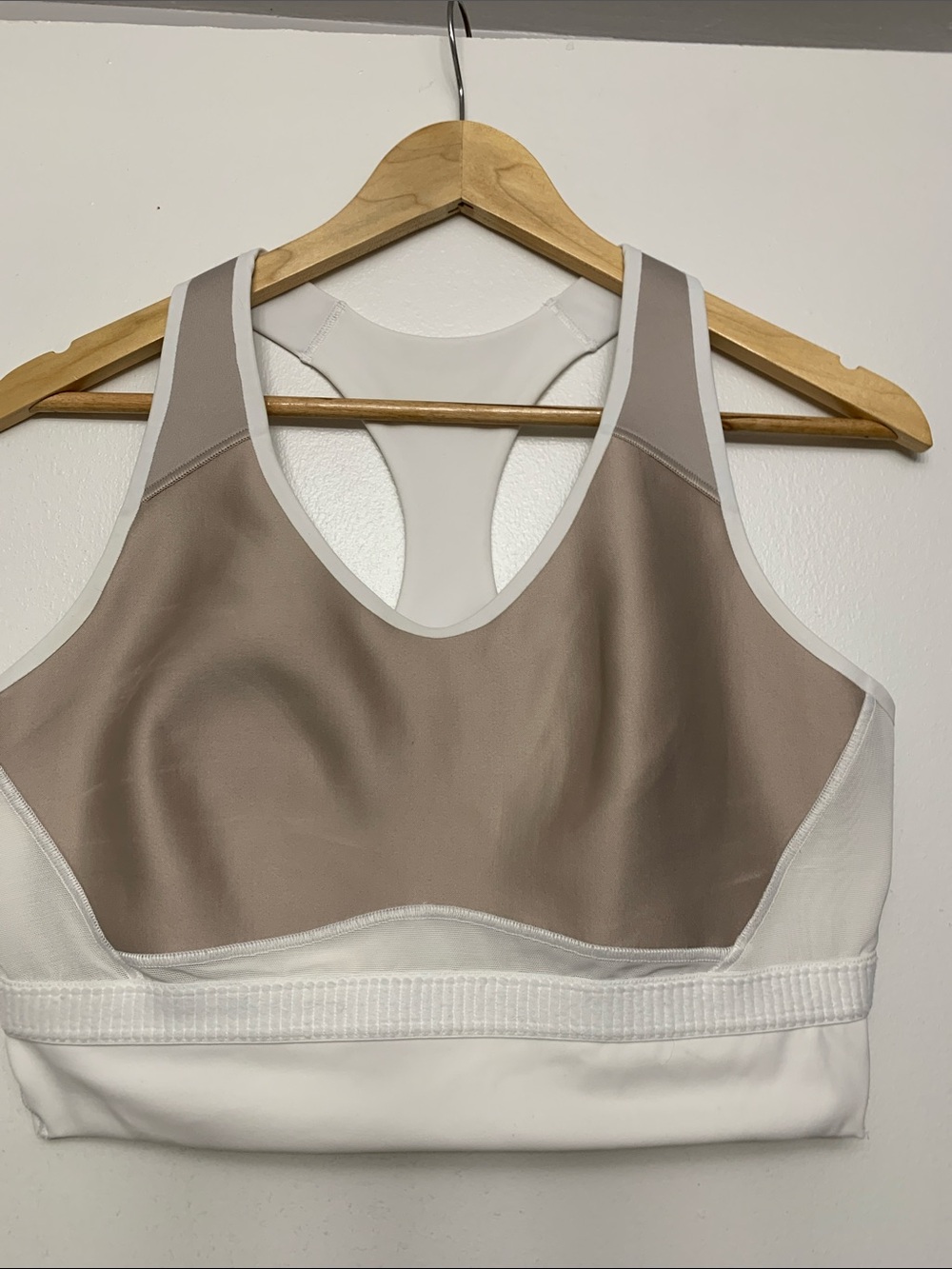 SPANX White Active Core Sports Bra in XL supportive, comfortable, lightweight. - Picture 4 of 8